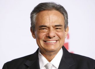 Google Translate se burla de José José y genera ola de críticas de sus fans