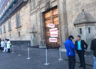 Clausuran Palacio Nacional ante falta de medicinas – Excélsior