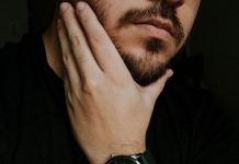 La razón por la que los hombres deben rasurarse si quieren protegerse contra el coronavirus, según los CDC – El Diario NY