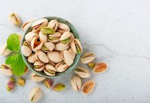 Lo que un puñito de pistachos al día puede hacer por tu salud – La Opinión