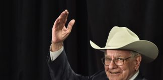 Las 15 acciones en las que más tiene invertido Warren Buffett – Yahoo Style