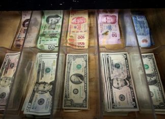 El peso volvió a hundirse y tuvo su peor cierre en más de tres años: llegó a las 21.66 unidades – infobae