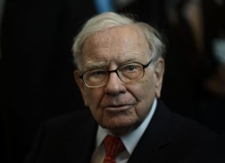 La reacción de Warren Buffett al hundimiento de la bolsa y el petróleo por el coronavirus – Yahoo Finanzas