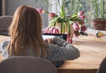 Niños con tablets y celulares podrían desarrollar cáncer, según estudio – SOYCARMIN