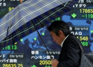 La Bolsa de Tokio cerró con un desplome del 6,08%, pero Europa abrió con alzas – infobae