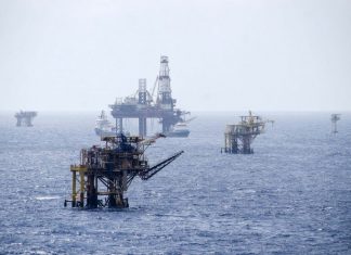 Precio del petróleo se desploma 9%, su nivel más bajo desde 2016 – La Jornada