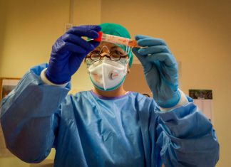 “En serio, gente: ¡dejen de comprar mascarillas!”. Tres motivos para no usarlas contra el coronavirus – La Opinión