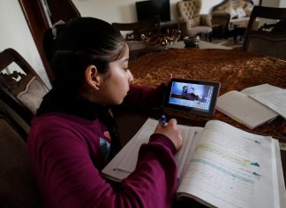 #QuédateEnCasa: por qué cerrar tiendas y cancelar eventos puede salvar vidas en esta pandemia de coronavirus – Univision