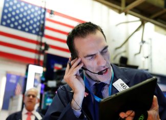 Detienen todas las operaciones de la bolsa en EE.UU. tras una caída de más del 7 % – RT en Español