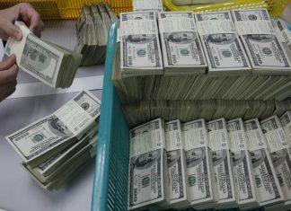 Precios del petróleo y coronavirus, el cóctel explosivo que afecta a la divisa en Colombia – EL PAÍS