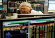 Las Bolsas de América Latina acompañan el derrumbe global – EL PAÍS