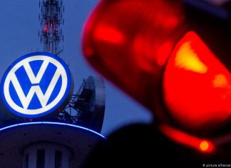 Volkswagen anuncia cierre de mayoría de sus fábricas – DW (Español)