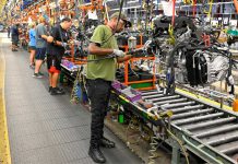 Resiente coronavirus manufactura de EU – El Diario