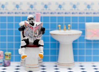 Para los hombres ¿Es más sano orinar sentados o de pie? – Noticieros Televisa