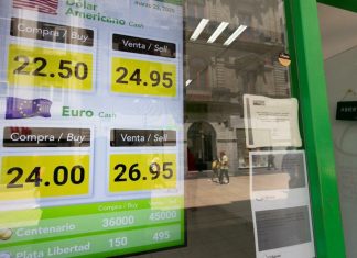 Cierra el peso en nuevo mínimo: en más de $25 por dólar – La Jornada