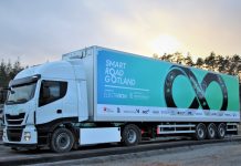 La primera carretera que carga vehículos eléctricos por inducción ya está en pruebas: el adiós a las baterías… – Motorpasión