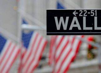 Wall Street cierra con ganancias tras el pacto en el Capitolio sobre el colosal paquete de estímulos – EL PAÍS