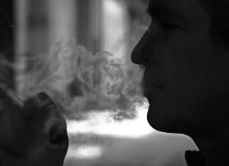 ¡Nuevo método de contagio! El coronavirus también se puede transmitir por el humo del cigarro – El Heraldo de México