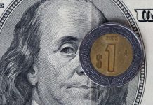 Peso victorioso: Dólar se desploma por debajo de la barrera de los $23 – Dinero en Imagen