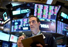 Wall Street sube a pesar de los datos récord de desempleo en EE.UU. – RT en Español