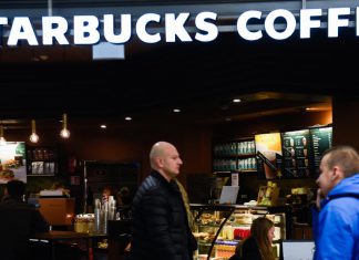 Ya no puedes llenar tu propia taza de café en Starbucks debido al coronavirus – CNN México.com