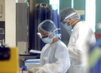 Suben a 13 los casos de coronavirus en Los Ángeles: otro empleado del aeropuerto dio positivo – Univision